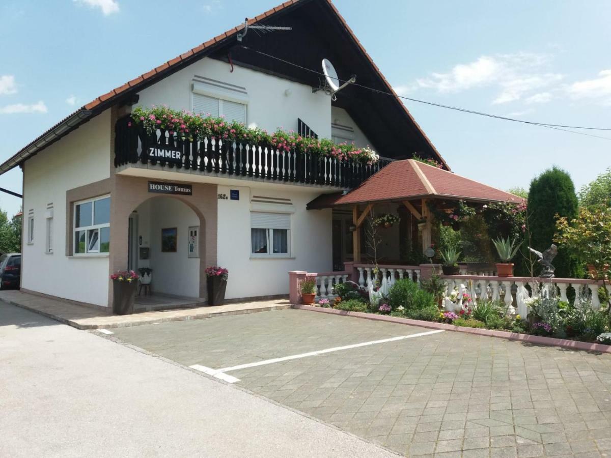 Guesthouse Tomas Čatrnja المظهر الخارجي الصورة